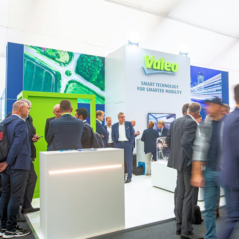 Konzeption, Produktion und Fullservice-Betrieb eines Messebaukastens für B2B- und Fachmessen.